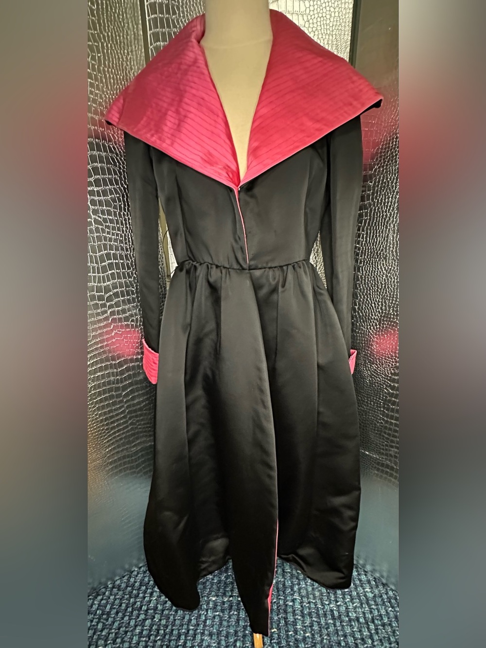 Geoffrey Beene Vintage Evening Coat Dress Hot Pink Black Portrait Collar
